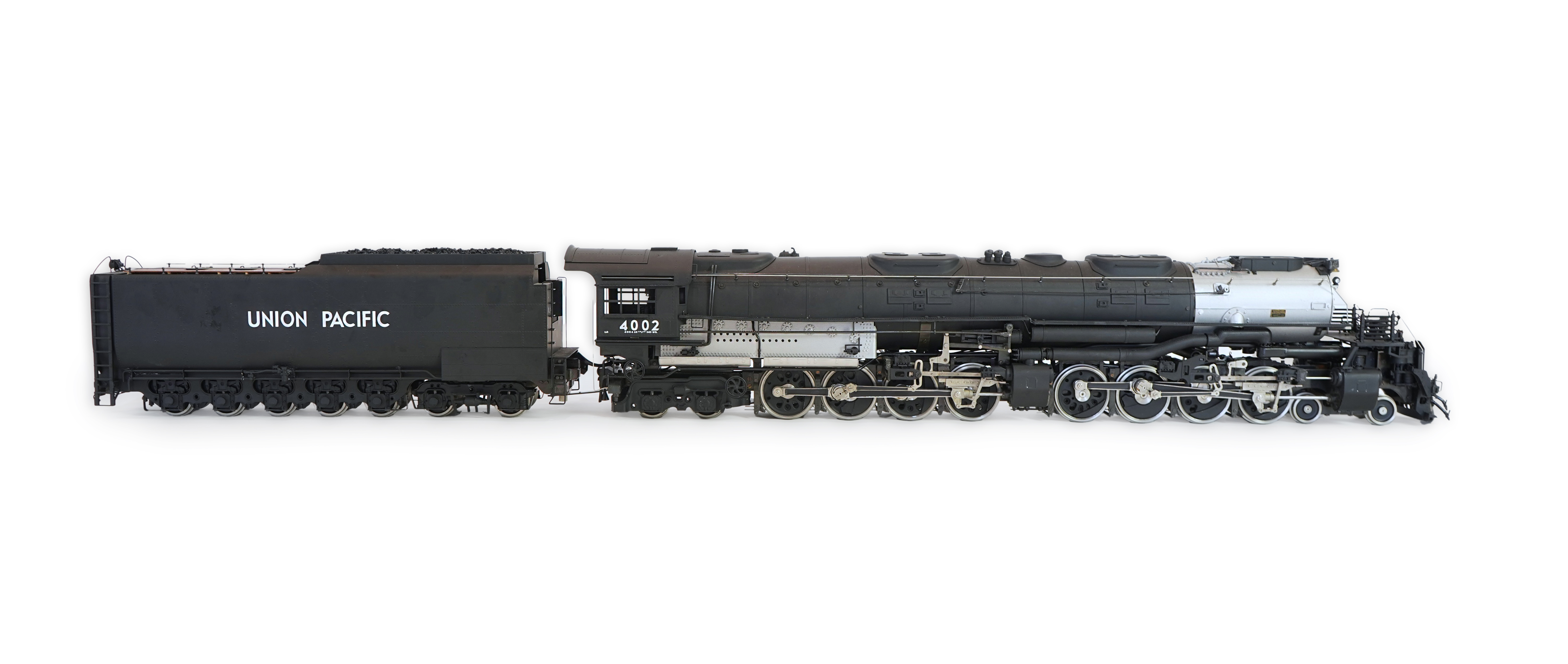 A Gauge One Aster Hobbies Union Pacific Big Boy, 4-8-8-4 tender locomotive, 4002, the electric version, together with plywood flight case bearing the original Aster labels for the live steam version.